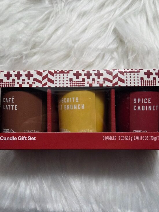 Room Essentials Glass Jar Candle Set - Picture 1 of 5